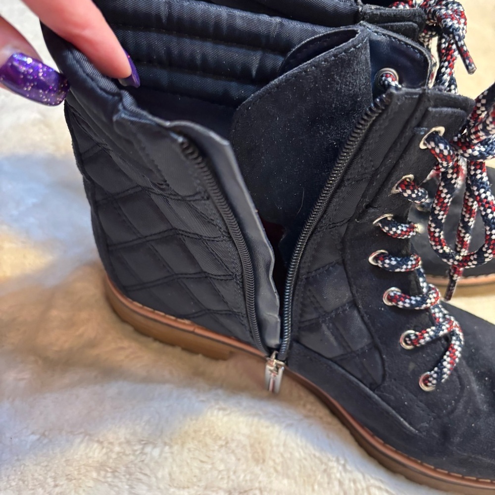 Tommy Hilfiger Boots Size 8.5 Navy Blue Quilted Moto Boots - Picture 9 of 14